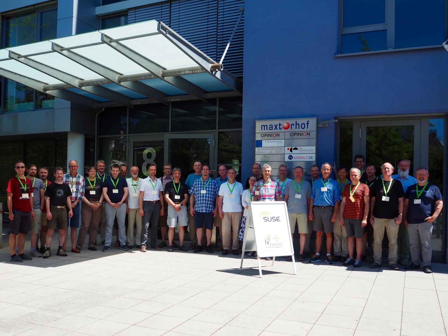 So-00-GroupPhoto1.jpg